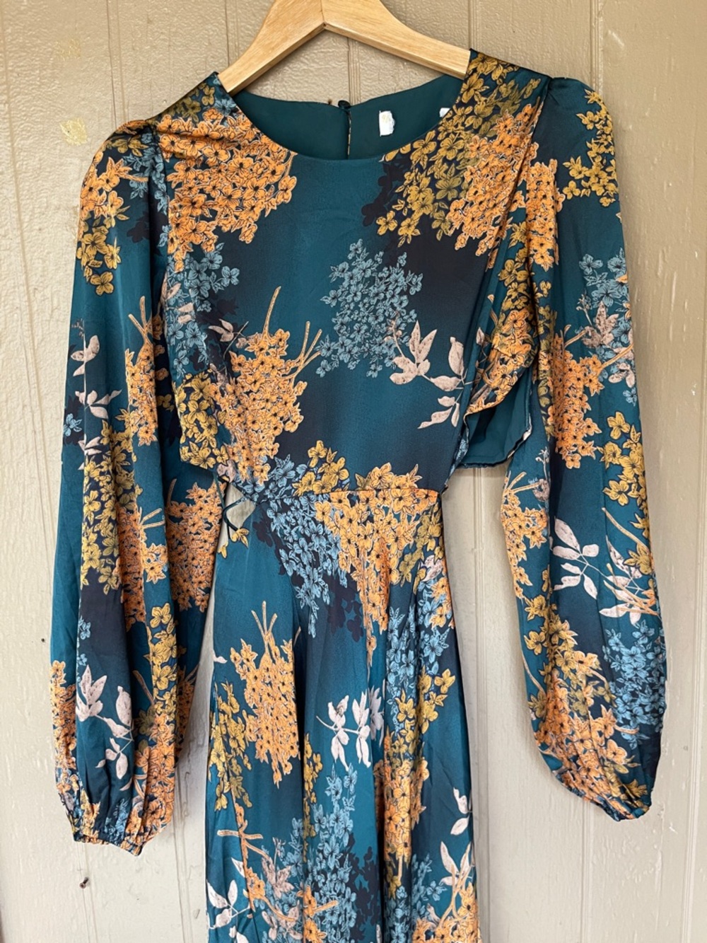 Astr Floral Maxi Dress in Teal and Burnt Orange - Picture 4 of 15